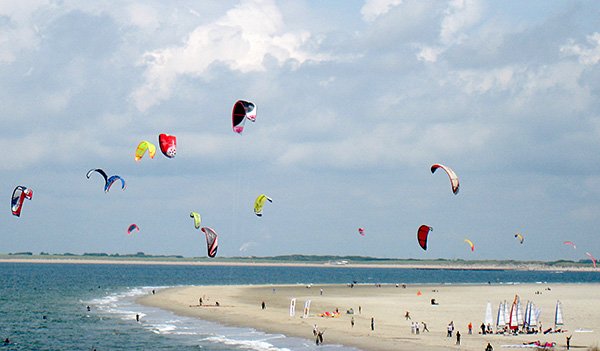 Kites above North Sea